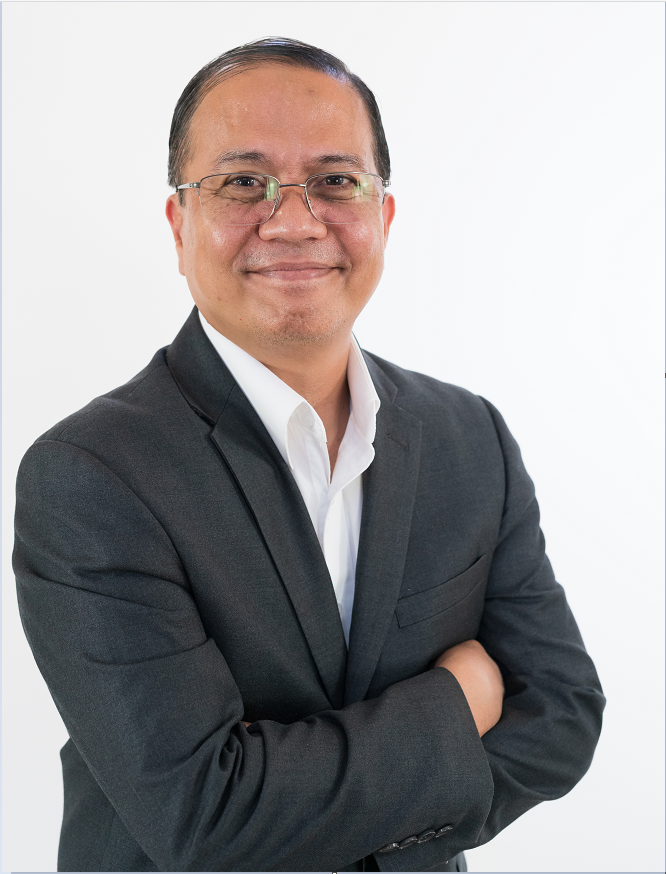 About Lloyd Reyes Boucher